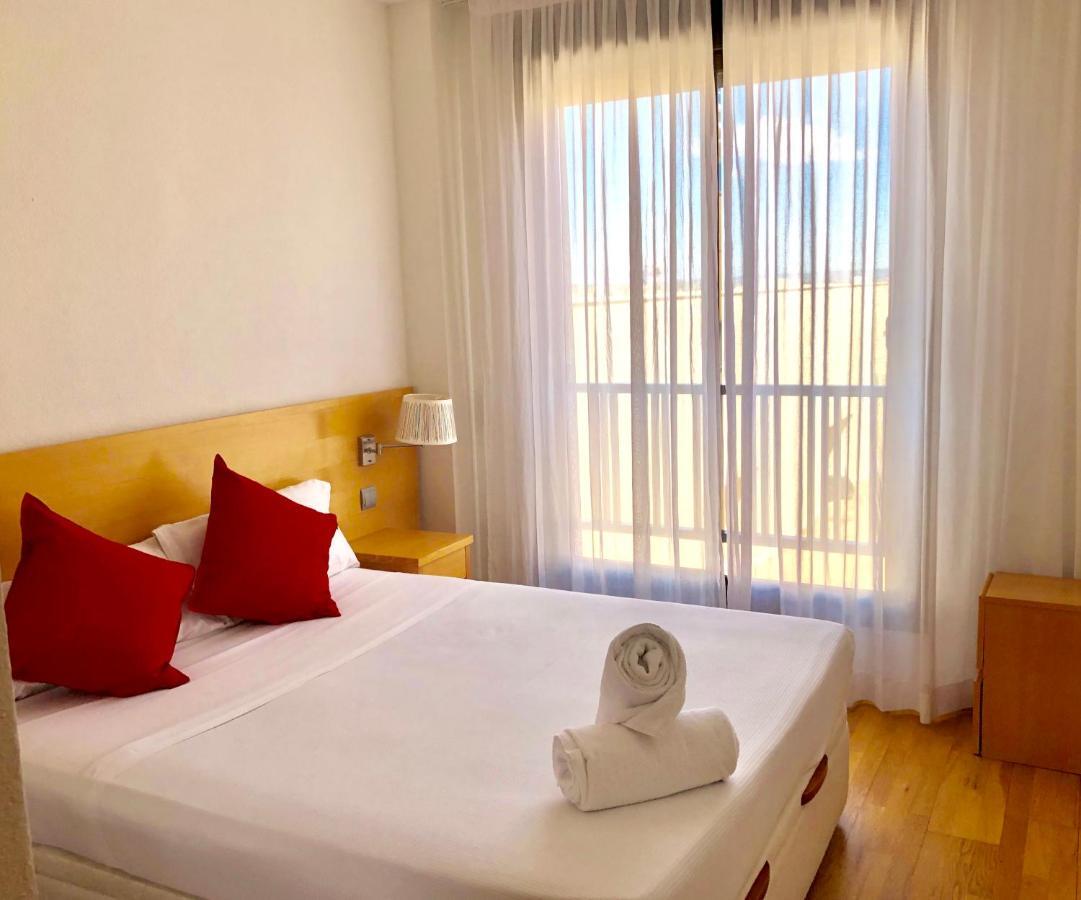 New Apartments Airport Ifema Madrid Bagian luar foto